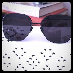 Brand NEW SUNDAY SOMEWHERE sunglasses